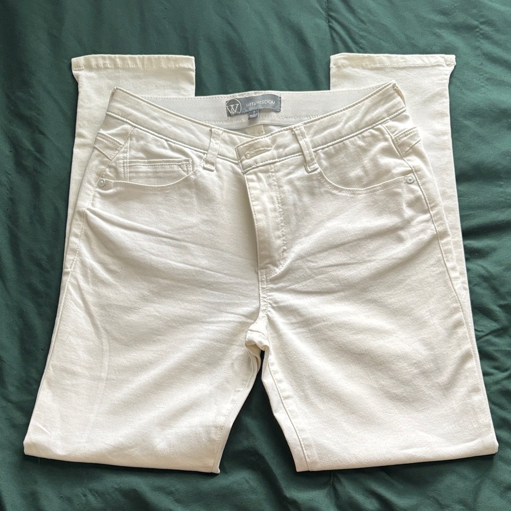 Wit & Wisdom White Capris 2